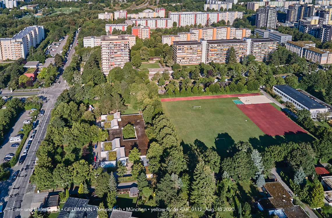16.08.2020 - Baustelle zur Grundschule am Karl-Marx-Ring 52-62 in Neuperlach