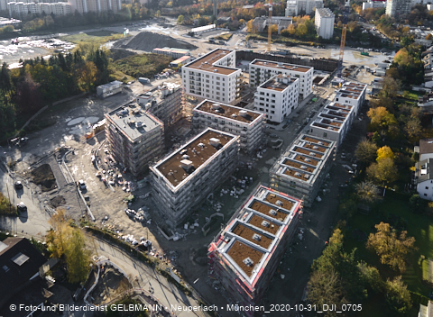 31.10.2020 - DEMOS-Baustelle und BayernHeim-Baustelle Alexiqauartier in Neuperlach 31.10.2020 - DEMOS-Baustelle und BayernHeim-Baustelle Alexiqauartier in Neuperlach