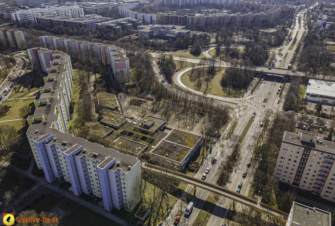 01.03.2021 - Neuperlach mit Quiddezentrum dem Ostpark und Festspielhaus