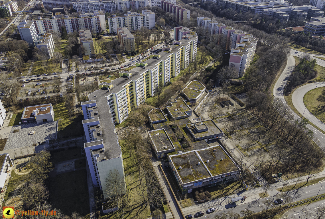 01.03.2021 - Neuperlach mit Quiddezentrum dem Ostpark und Festspielhaus