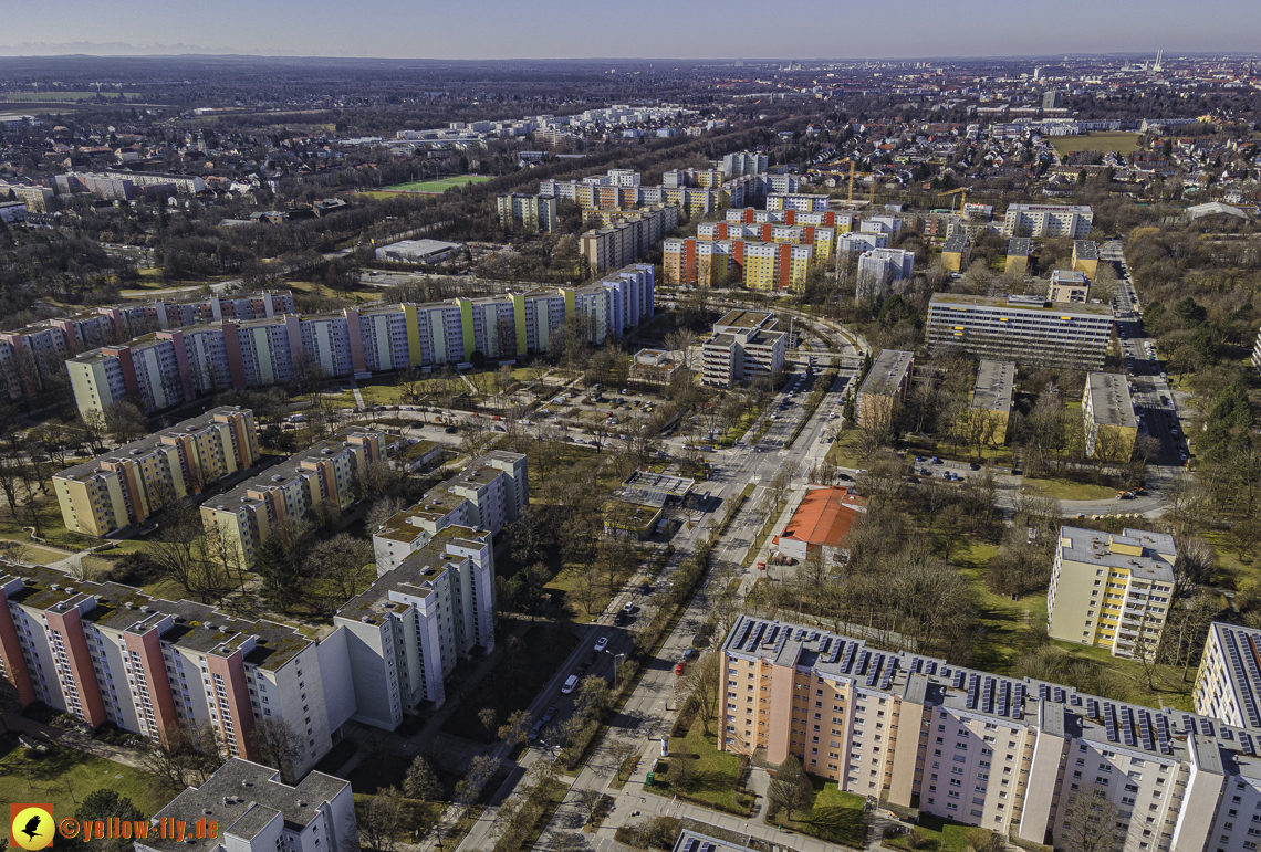 01.03.2021 - Neuperlach mit Quiddezentrum dem Ostpark und Festspielhaus