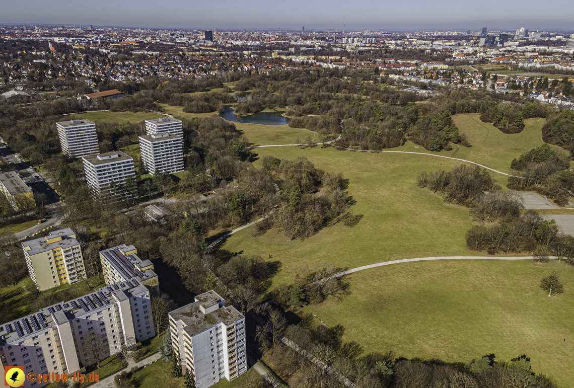 01.03.2021 - Neuperlach mit Quiddezentrum dem Ostpark und Festspielhaus
