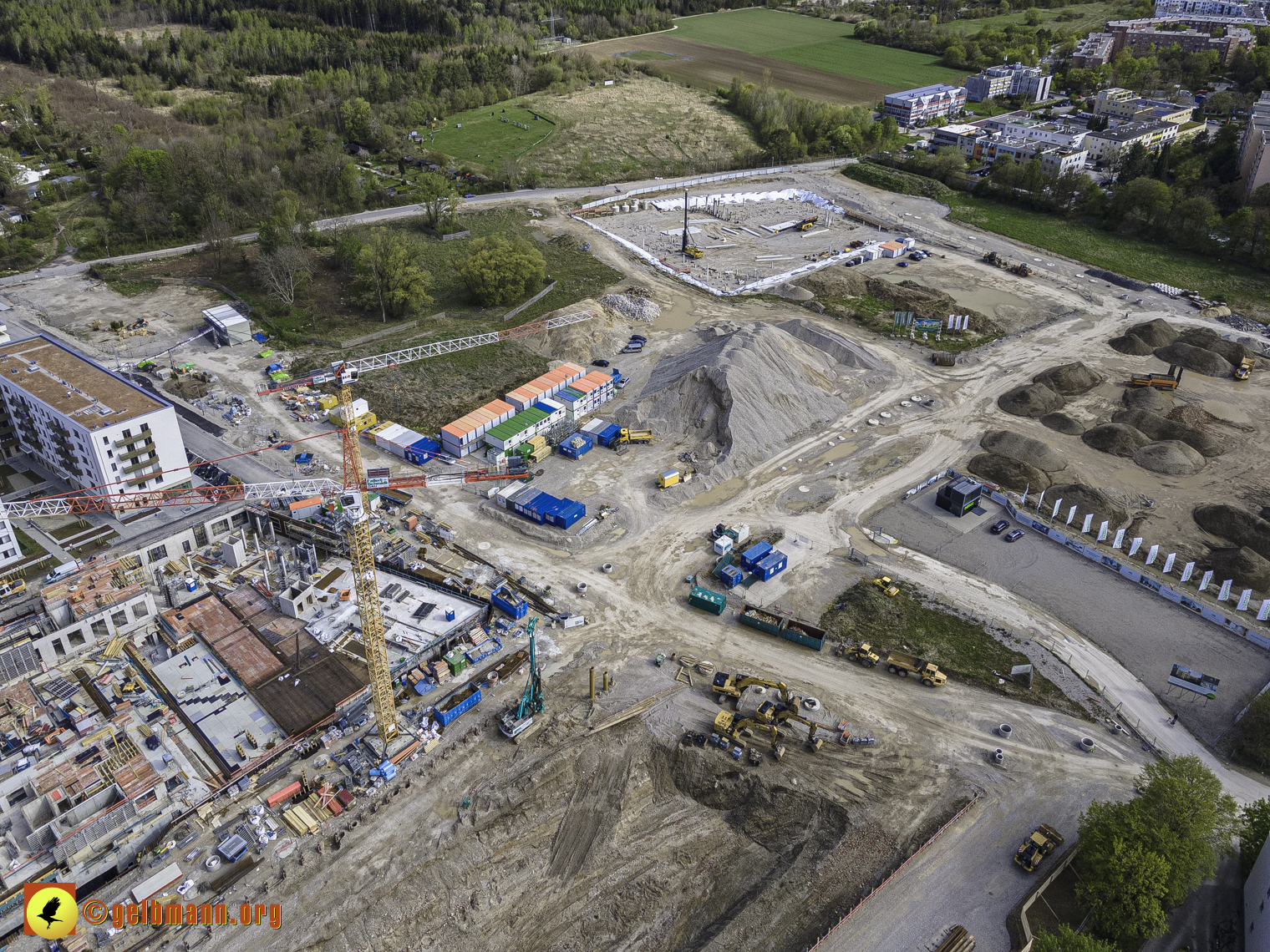 08.05.2021 - Luftbilder der Baustelle Alexisquart und Pandion Verde in Neuperlach 08.05.2021 - Luftbilder der Baustelle Alexisquart und Pandion Verde in Neuperlach