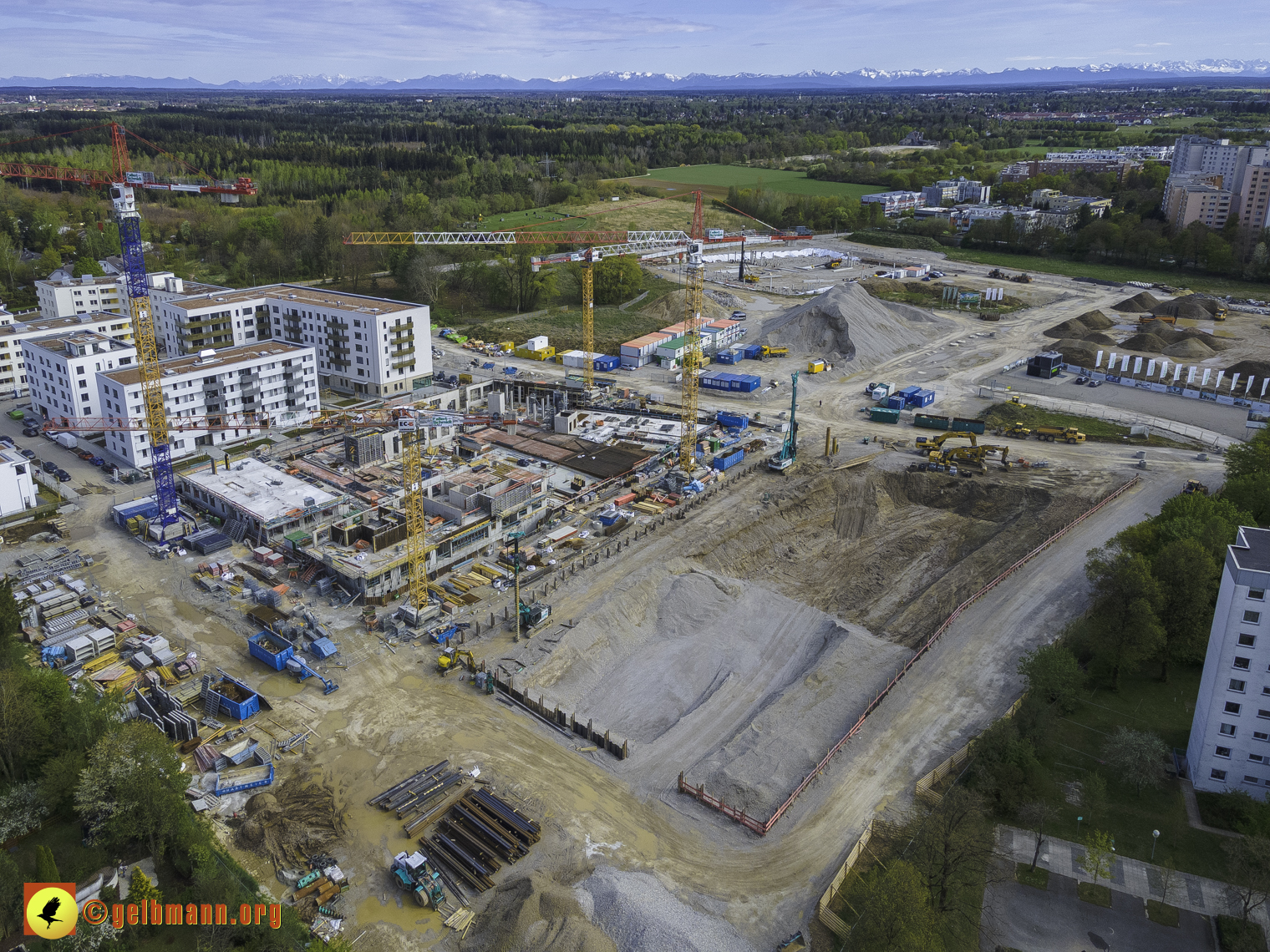 08.05.2021 - Luftbilder der Baustelle Alexisquart und Pandion Verde in Neuperlach 08.05.2021 - Luftbilder der Baustelle Alexisquart und Pandion Verde in Neuperlach