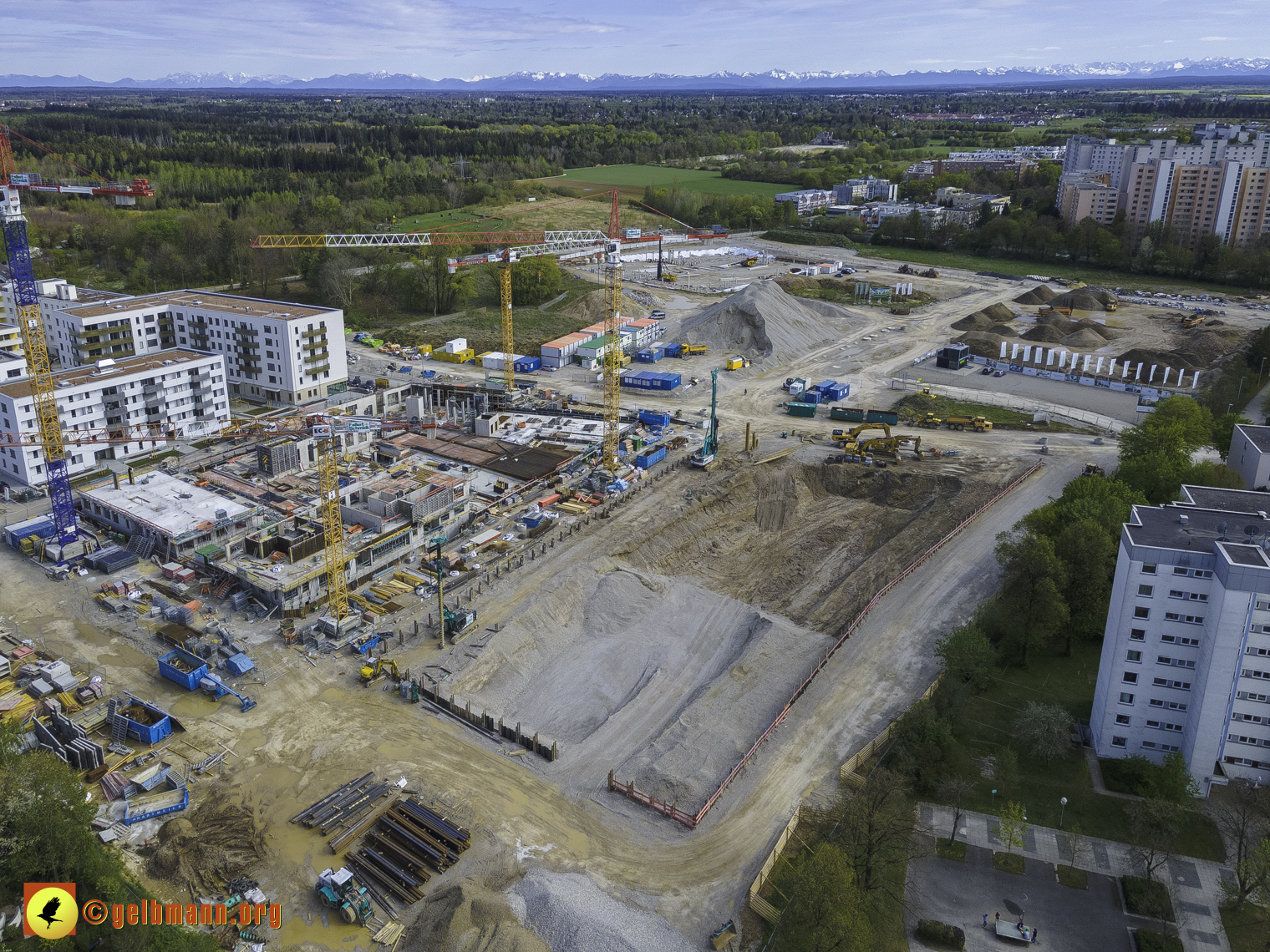 08.05.2021 - Luftbilder der Baustelle Alexisquart und Pandion Verde in Neuperlach 08.05.2021 - Luftbilder der Baustelle Alexisquart und Pandion Verde in Neuperlach