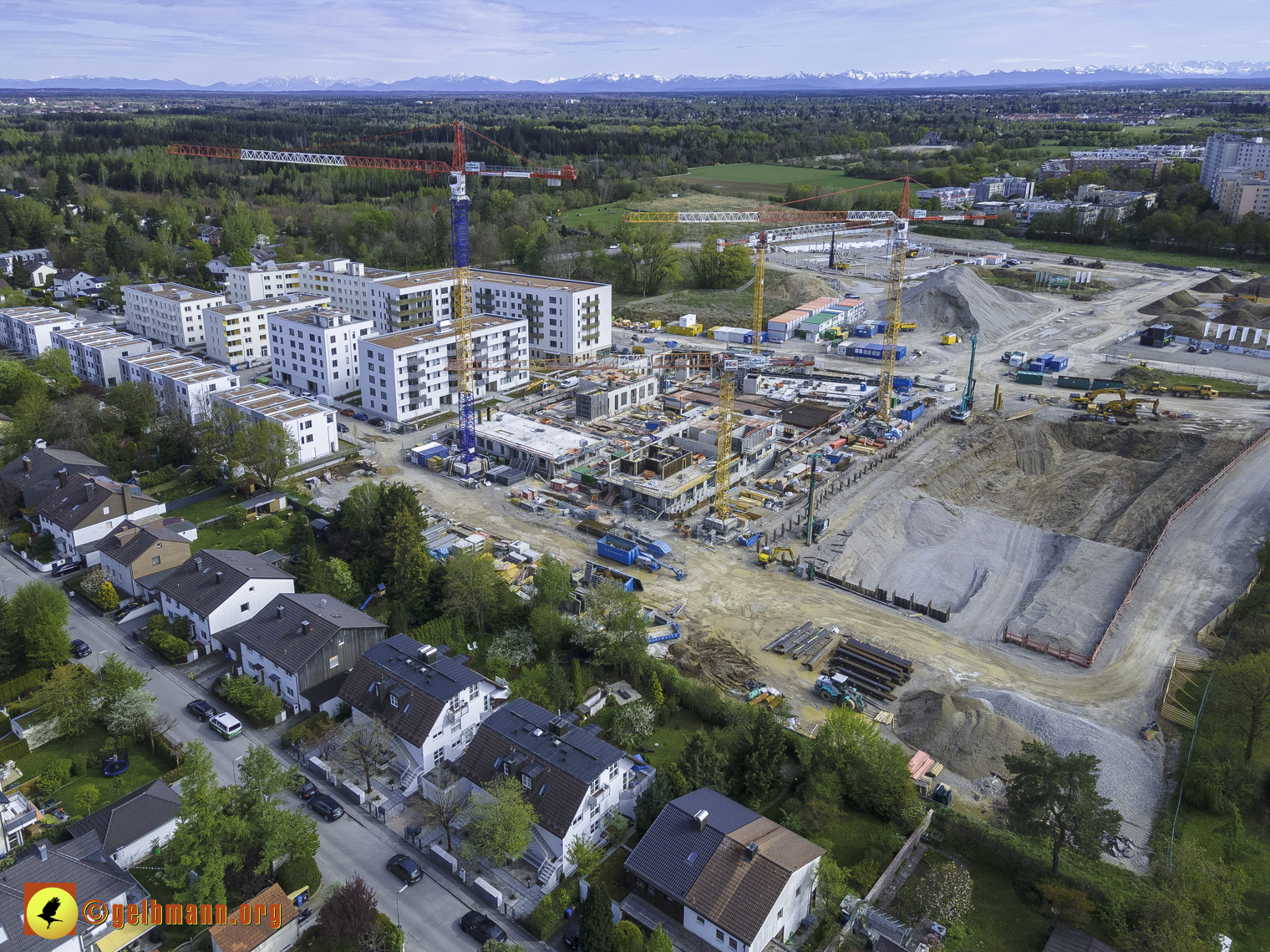 08.05.2021 - Luftbilder der Baustelle Alexisquart und Pandion Verde in Neuperlach 08.05.2021 - Luftbilder der Baustelle Alexisquart und Pandion Verde in Neuperlach