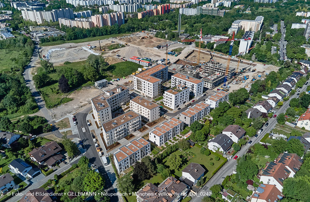 15.06.2021 - Alexisquartier und Pandionverde in Neuperlach 15.06.2021 - Alexisquartier und Pandionverde in Neuperlach