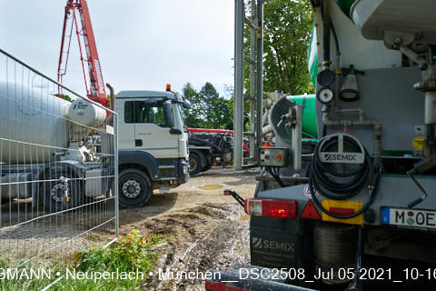 05.07.2021 - neuperlach.org.gelbmann.org zeigt aktuelle Baustellenfotos von der Grundschule am Karl-Marx-Ring in Neuperlach 05.07.2021 - neuperlach.org.gelbmann.org zeigt aktuelle Baustellenfotos von der Grundschule am Karl-Marx-Ring in Neuperlach