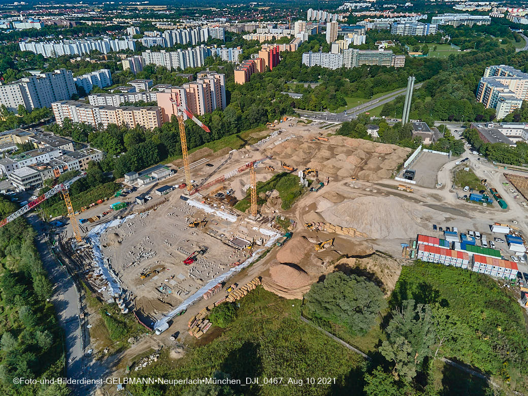 09.08.2021 - Luftbilder von Pandion Verde in Neuperlach am Truderinhger Wald 09.08.2021 - Luftbilder von Pandion Verde in Neuperlach am Truderinhger Wald