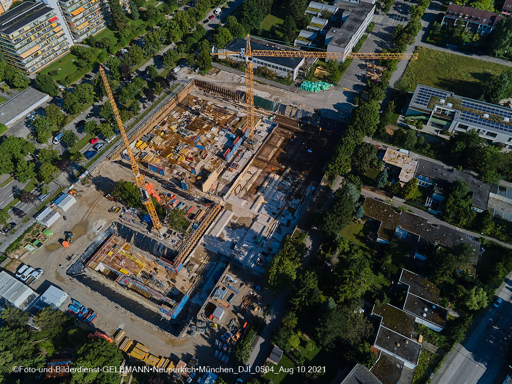 09.08.2021 - Luftbilder von der Baustelle Grundschule am Karl-Marx-Ring in Neuperlach 09.08.2021 - Luftbilder von der Baustelle Grundschule am Karl-Marx-Ring in Neuperlach