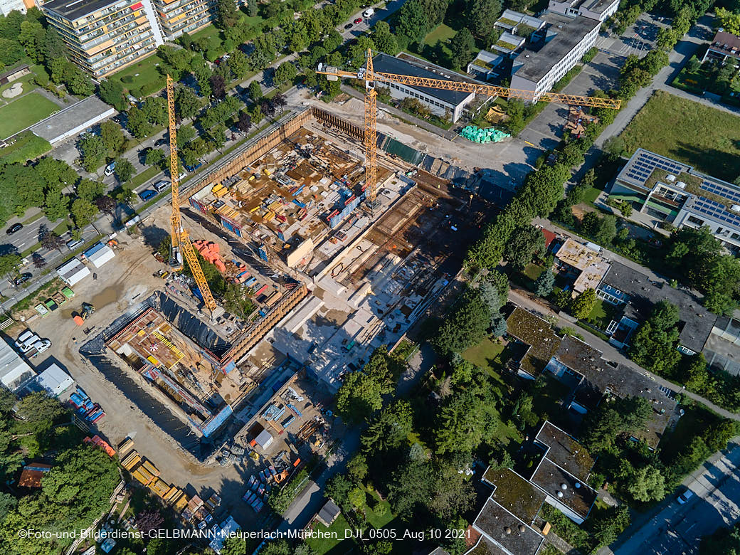 09.08.2021 - Luftbilder von der Baustelle Grundschule am Karl-Marx-Ring in Neuperlach 09.08.2021 - Luftbilder von der Baustelle Grundschule am Karl-Marx-Ring in Neuperlach