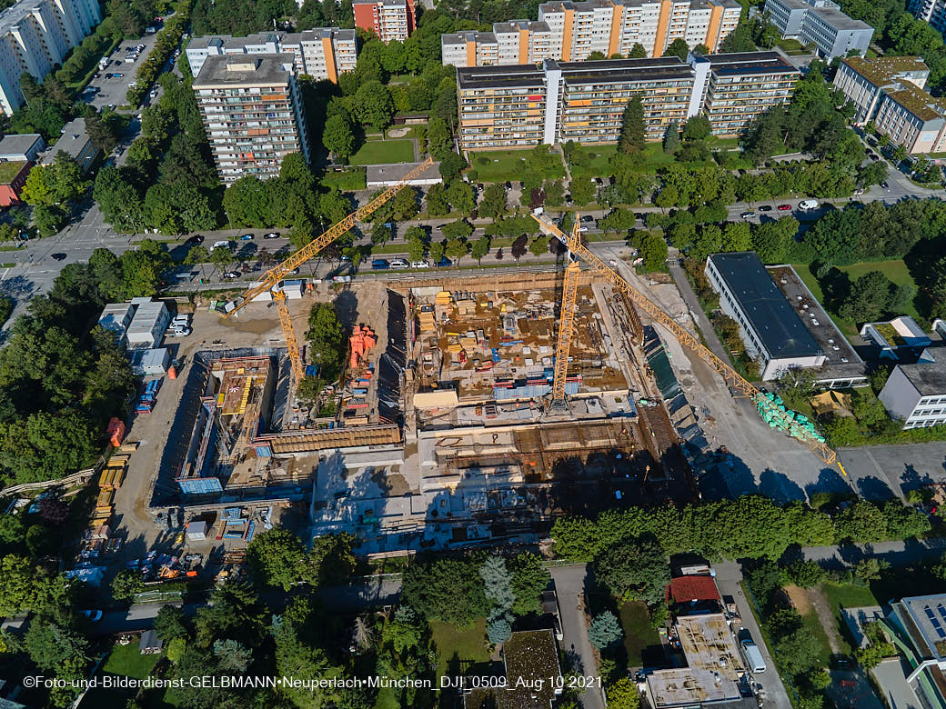 09.08.2021 - Luftbilder von der Baustelle Grundschule am Karl-Marx-Ring in Neuperlach 09.08.2021 - Luftbilder von der Baustelle Grundschule am Karl-Marx-Ring in Neuperlach