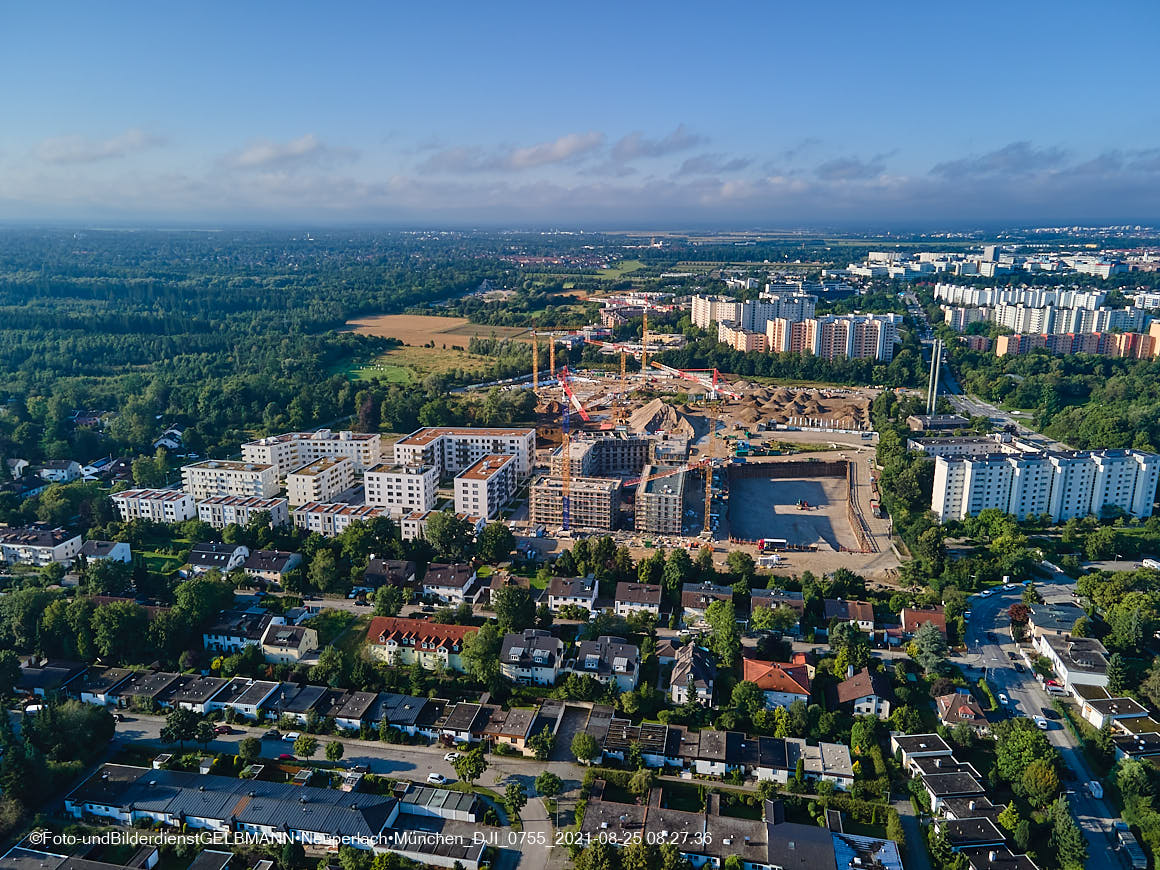 25.08.2020 - Luftaufnahmen vom Alexisquartier in Neuperlach in südlicher Richtung 25.08.2020 - Luftaufnahmen vom Alexisquartier in Neuperlach in südlicher Richtung