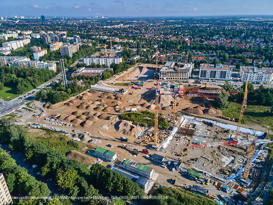 25.08.2020 - Luftaufnahmen vom Alexisquartier in Neuperlach in nördlicher Richtung 25.08.2020 - Luftaufnahmen vom Alexisquartier in Neuperlach in nördlicher Richtung