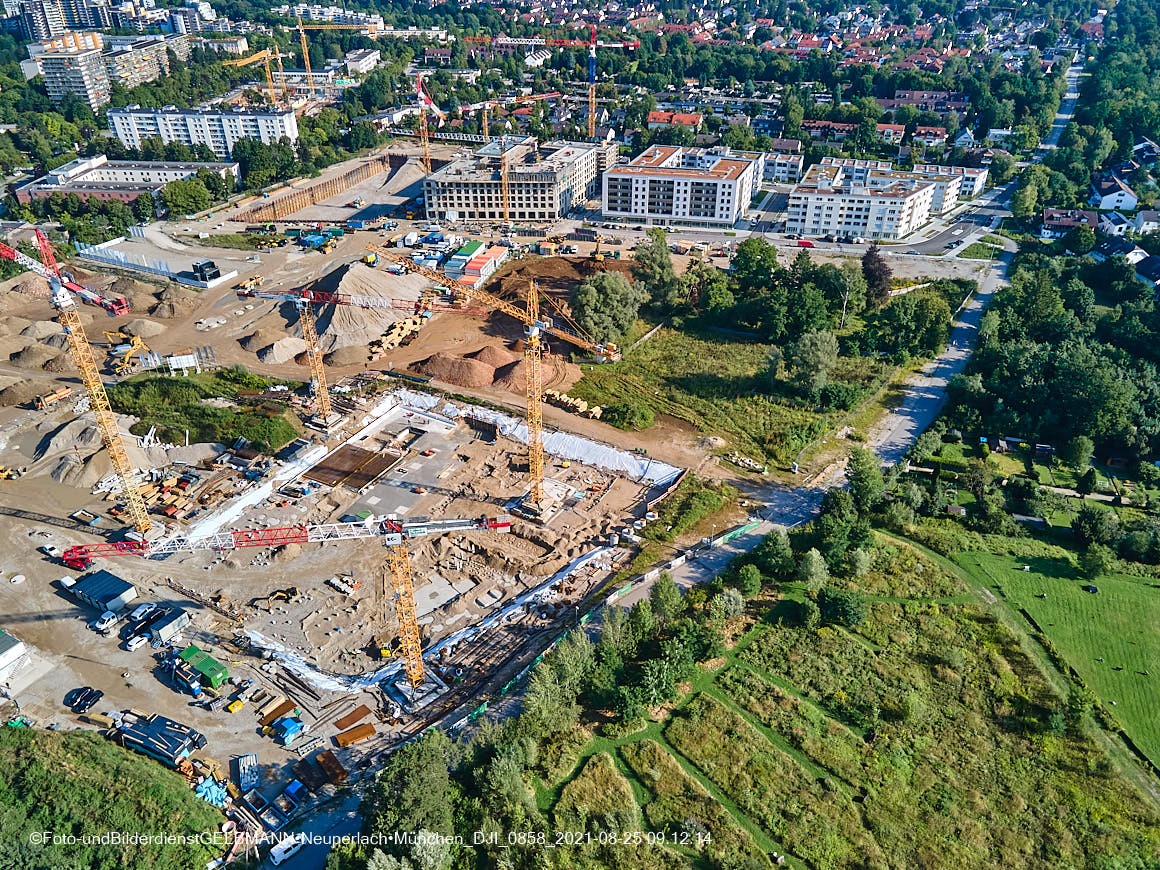 25.08.2020 - Luftaufnahmen vom Alexisquartier in Neuperlach in nördlicher Richtung 25.08.2020 - Luftaufnahmen vom Alexisquartier in Neuperlach in nördlicher Richtung