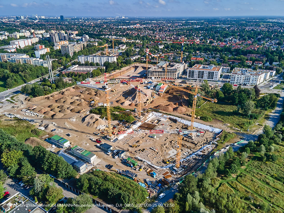 25.08.2020 - Luftaufnahmen vom Alexisquartier in Neuperlach in nördlicher Richtung 25.08.2020 - Luftaufnahmen vom Alexisquartier in Neuperlach in nördlicher Richtung
