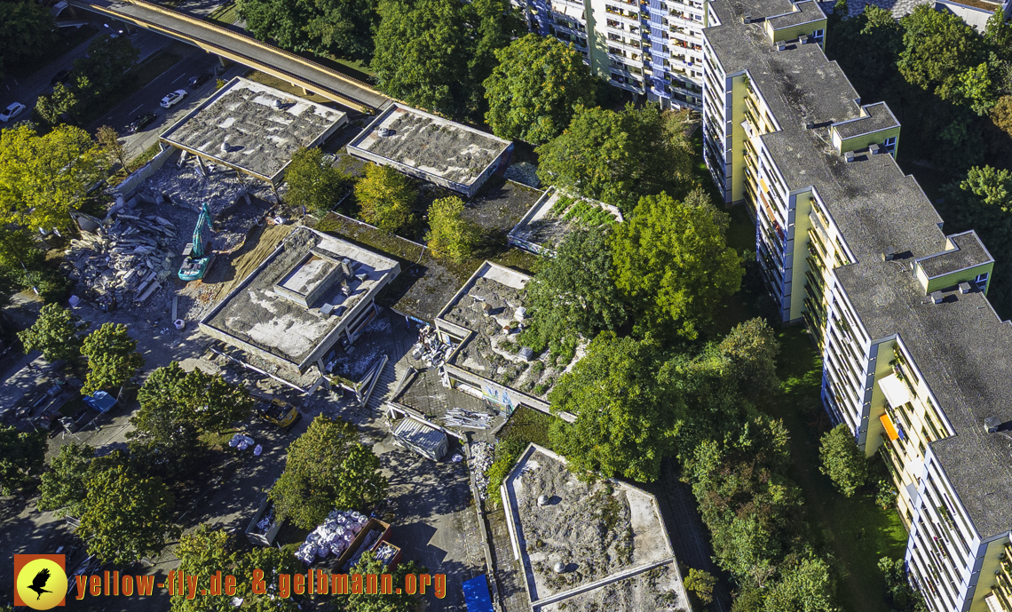 23.09.2021 - Quiddezentrum und Montessori-Schule in Neuperlach