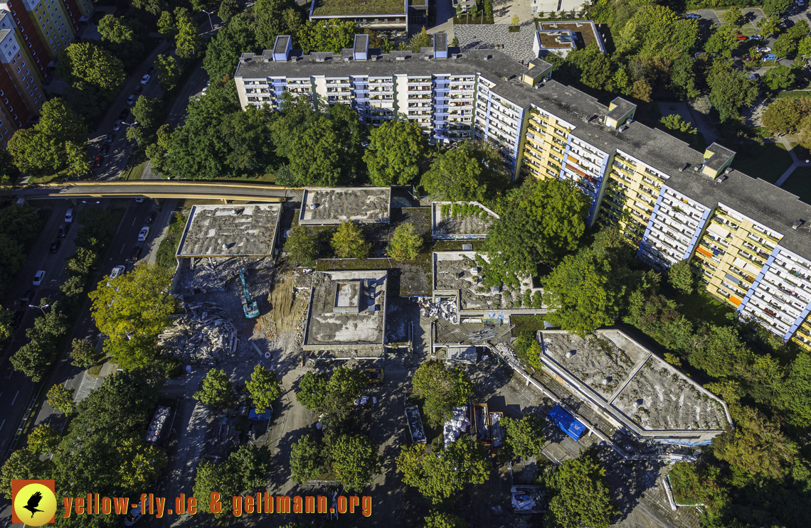 23.09.2021 - Quiddezentrum und Montessori-Schule in Neuperlach