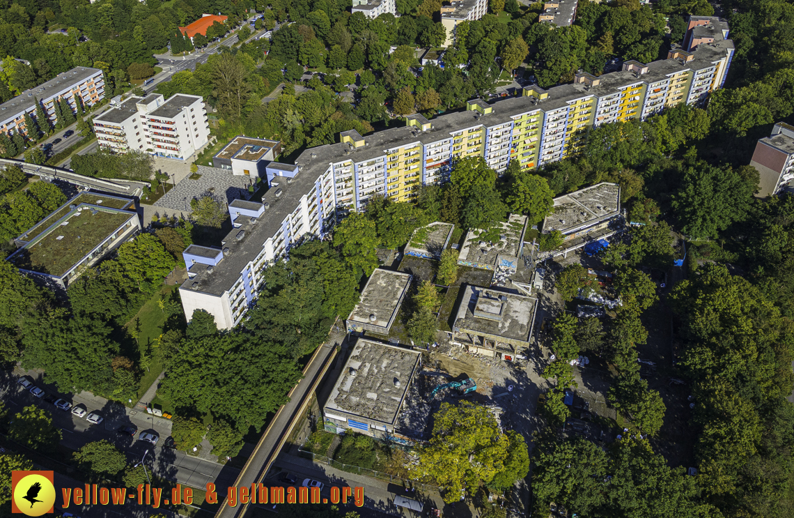 23.09.2021 - Quiddezentrum und Montessori-Schule in Neuperlach