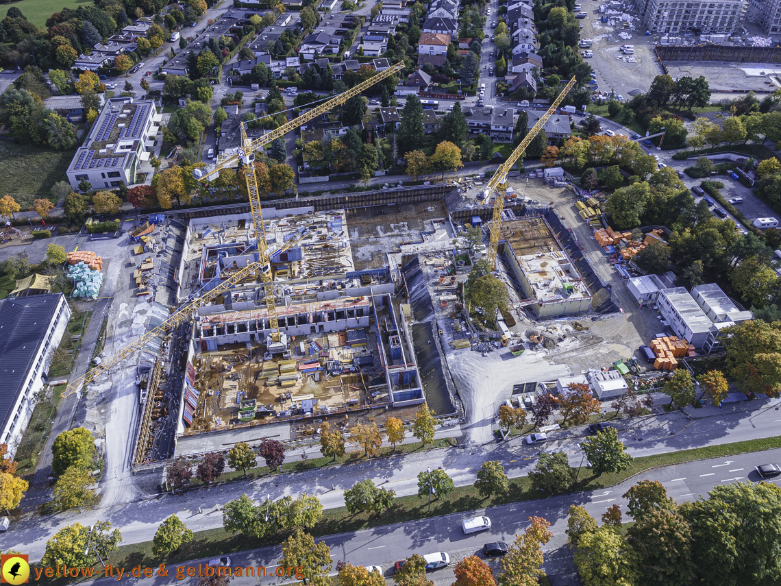 15.10.2021 - Marx-Zentrum, die kleinere Wohnanlage am Karl-Marx-Ring 52-62, Alexisquartier und Grundschule in Neuperlach 15.10.2021 - Marx-Zentrum, die kleinere Wohnanlage am Karl-Marx-Ring 52-62, Alexisquartier und Grundschule in Neuperlach