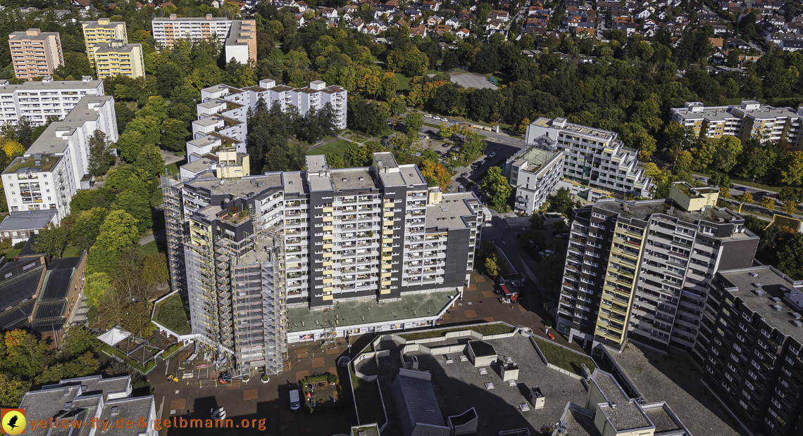 15.10.2021 - Marx-Zentrum, die kleinere Wohnanlage am Karl-Marx-Ring 52-62, Alexisquartier und Grundschule in Neuperlach 15.10.2021 - Marx-Zentrum, die kleinere Wohnanlage am Karl-Marx-Ring 52-62, Alexisquartier und Grundschule in Neuperlach