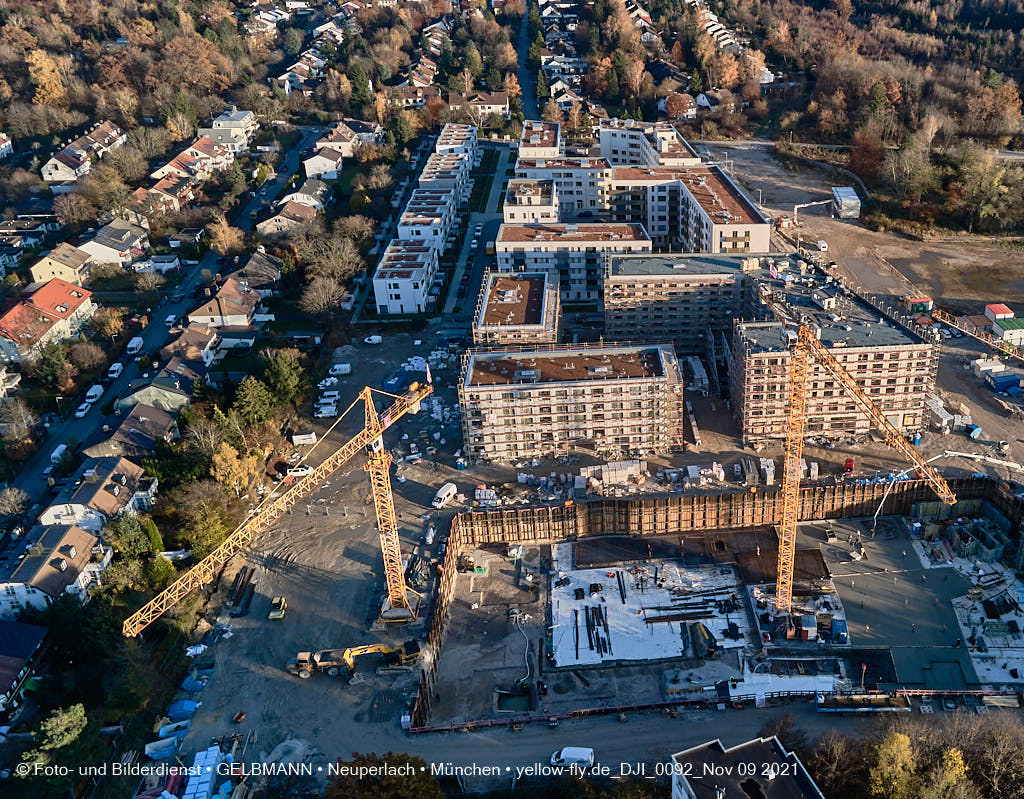 09.11.2021 - Baustelle Alexisquartier - Baugrube Das Duett 09.11.2021 - Baustelle Alexisquartier - Baugrube Das Duett