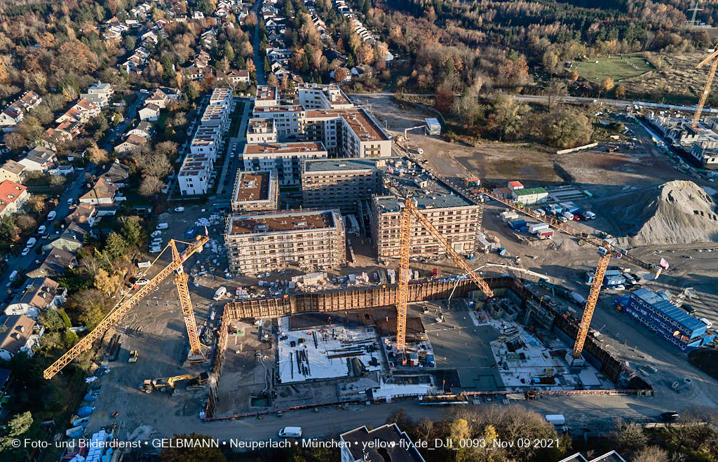 09.11.2021 - Baustelle Alexisquartier - Baugrube Das Duett 09.11.2021 - Baustelle Alexisquartier - Baugrube Das Duett