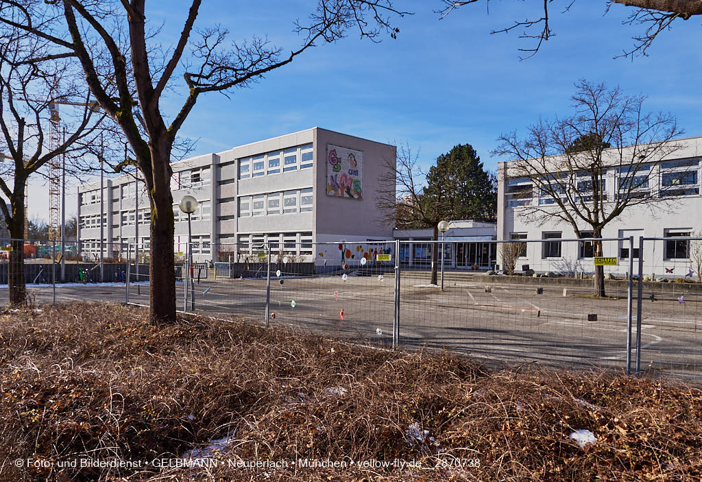 27.01.2022 - Grundschule am Karl-Marx-Ring in Neuperlach