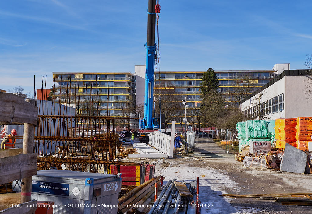27.01.2022 - Grundschule am Karl-Marx-Ring in Neuperlach