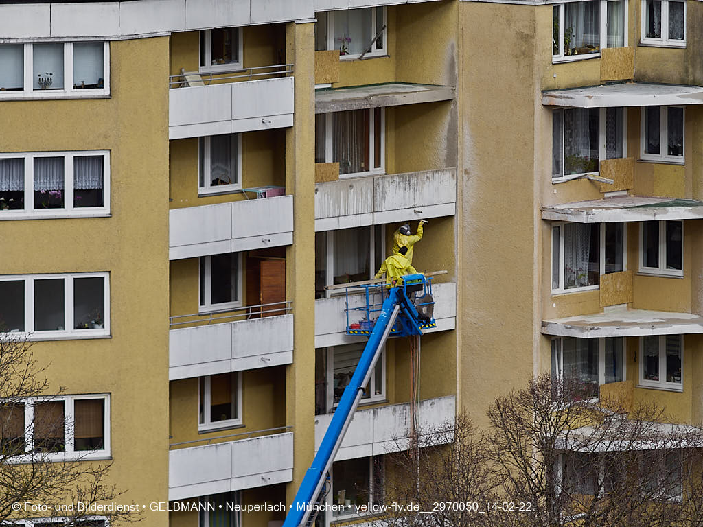 14.02.2022 - Kreissäge an der Großsanierung am Karl-Marx-Ring