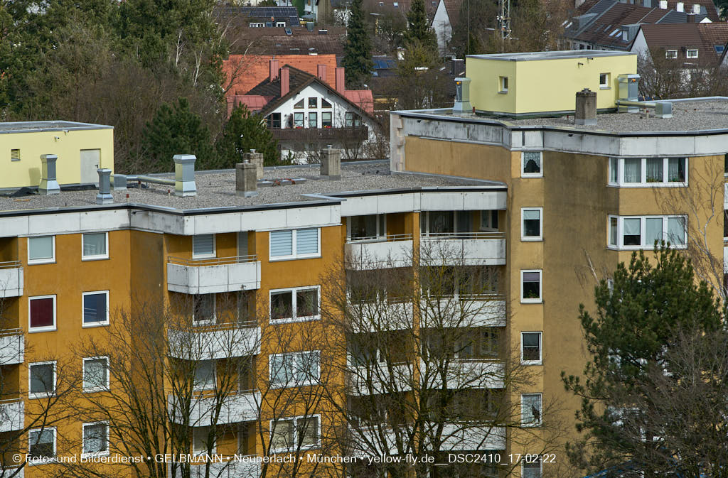 17.02.2022 - Kreissäge an der Großsanierung am Karl-Marx-Ring
