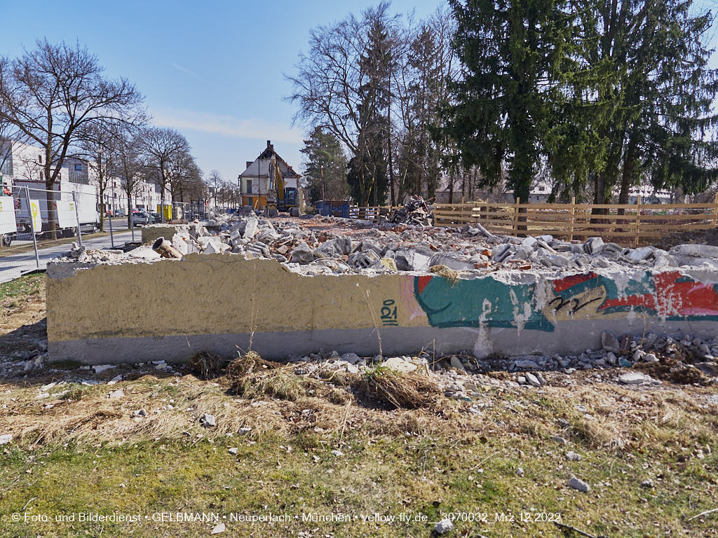 12.03.2022 - Abriss und Neubau der Maikäfersiedlung 