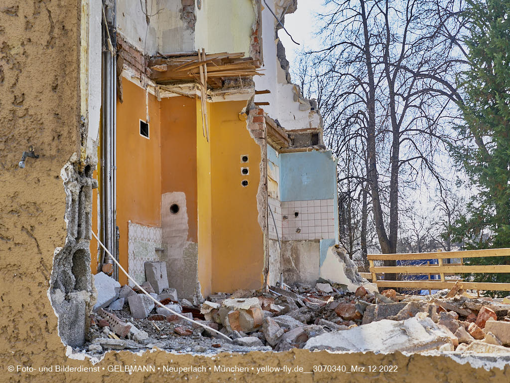 12.03.2022 - Abriss und Neubau der Maikäfersiedlung 