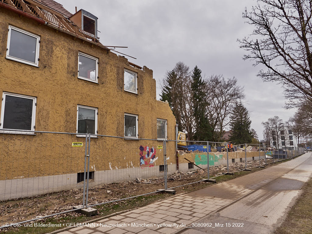 15.03.2022 - Abriss und Neubau der Maikäfersiedlung 