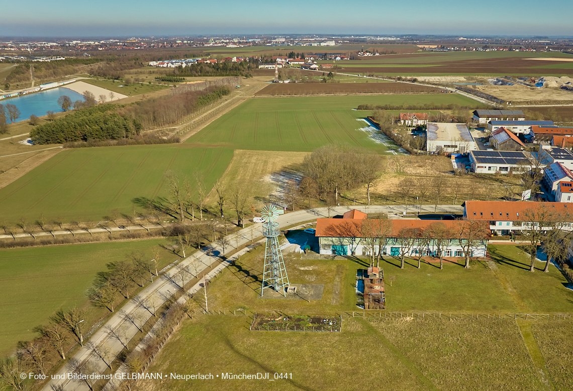 07.02.2023 - Gronsdorf und Quetschwerk Mühlhauser & Sohn bei Haar 07.02.2023 - Gronsdorf und Quetschwerk Mühlhauser & Sohn bei Haar