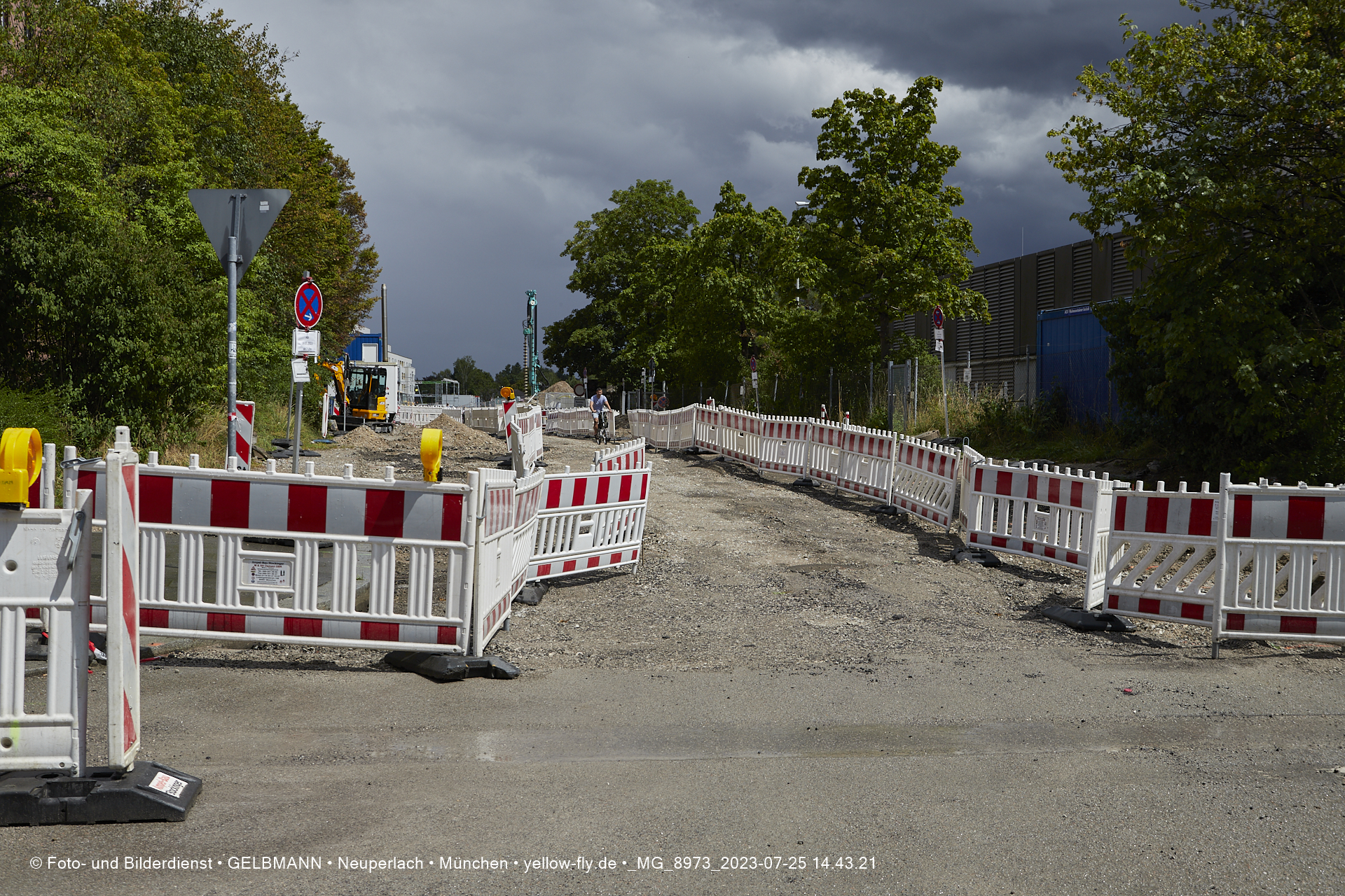25.07.2023 - Zufahrtswege ins Alexisquartier in Neuperlach 25.07.2023 - Zufahrtswege ins Alexisquartier in Neuperlach