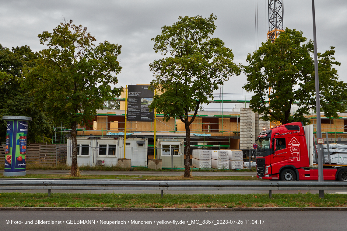 25.07.2023 - neue Wände für das Haus für Kinder in Neuperlach