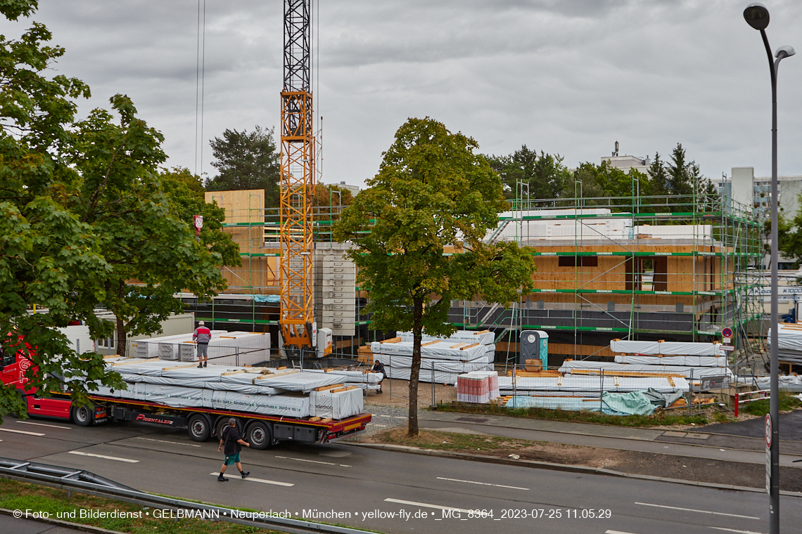 25.07.2023 - neue Wände für das Haus für Kinder in Neuperlach