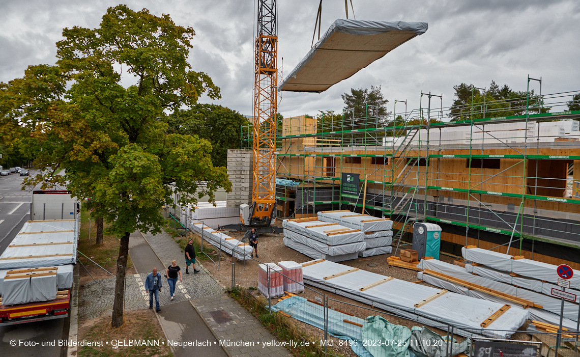 25.07.2023 - neue Wände für das Haus für Kinder in Neuperlach