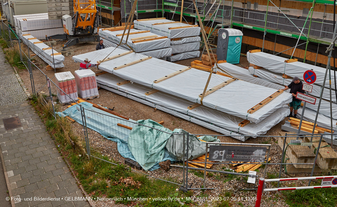 25.07.2023 - neue Wände für das Haus für Kinder in Neuperlach