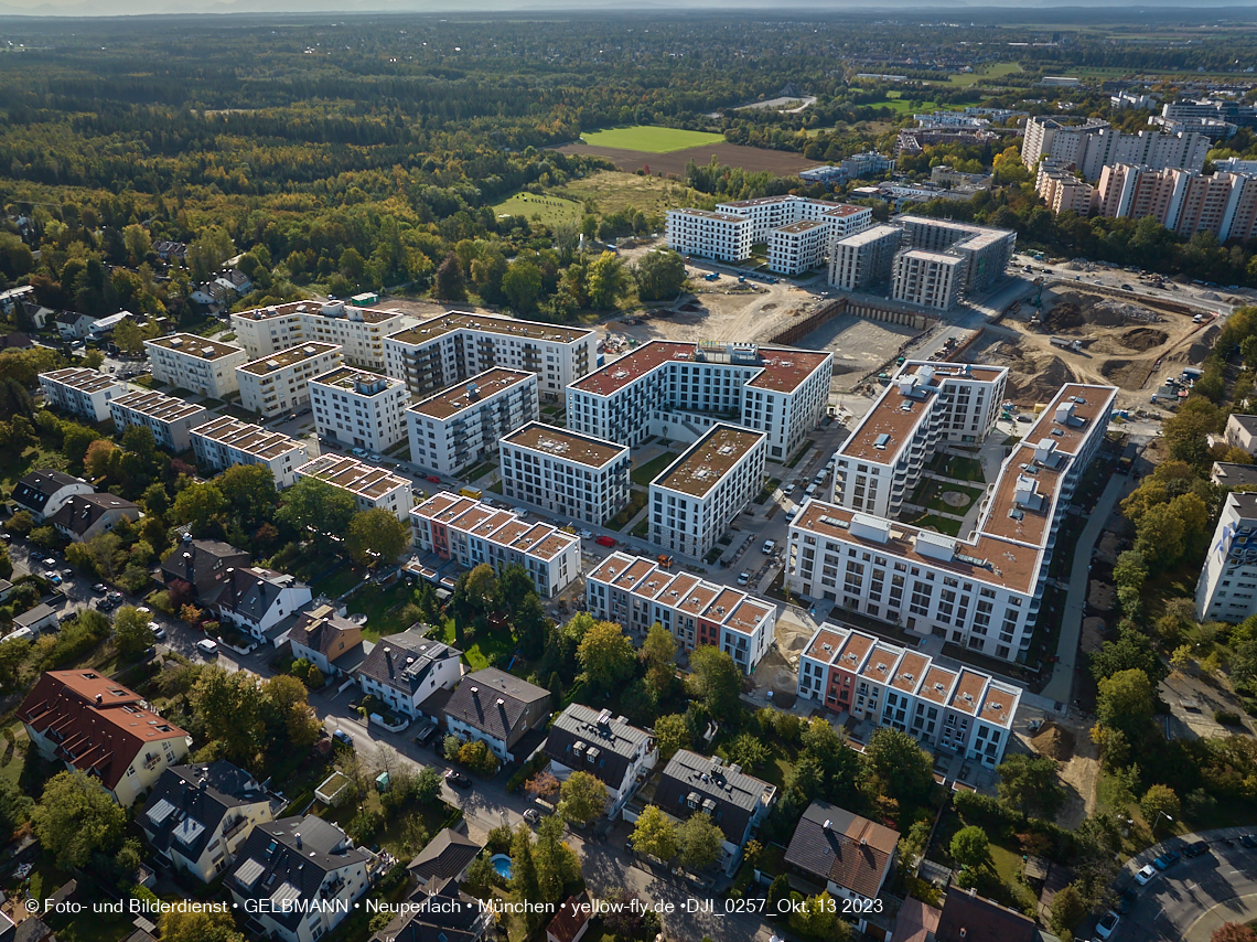13.10.2023 - DEMOS-Baustelle und BayernHeim-Baustelle Alexisquartier udn Pandion Verde in Neuperlach 13.10.2023 - DEMOS-Baustelle und BayernHeim-Baustelle Alexisquartier udn Pandion Verde in Neuperlach