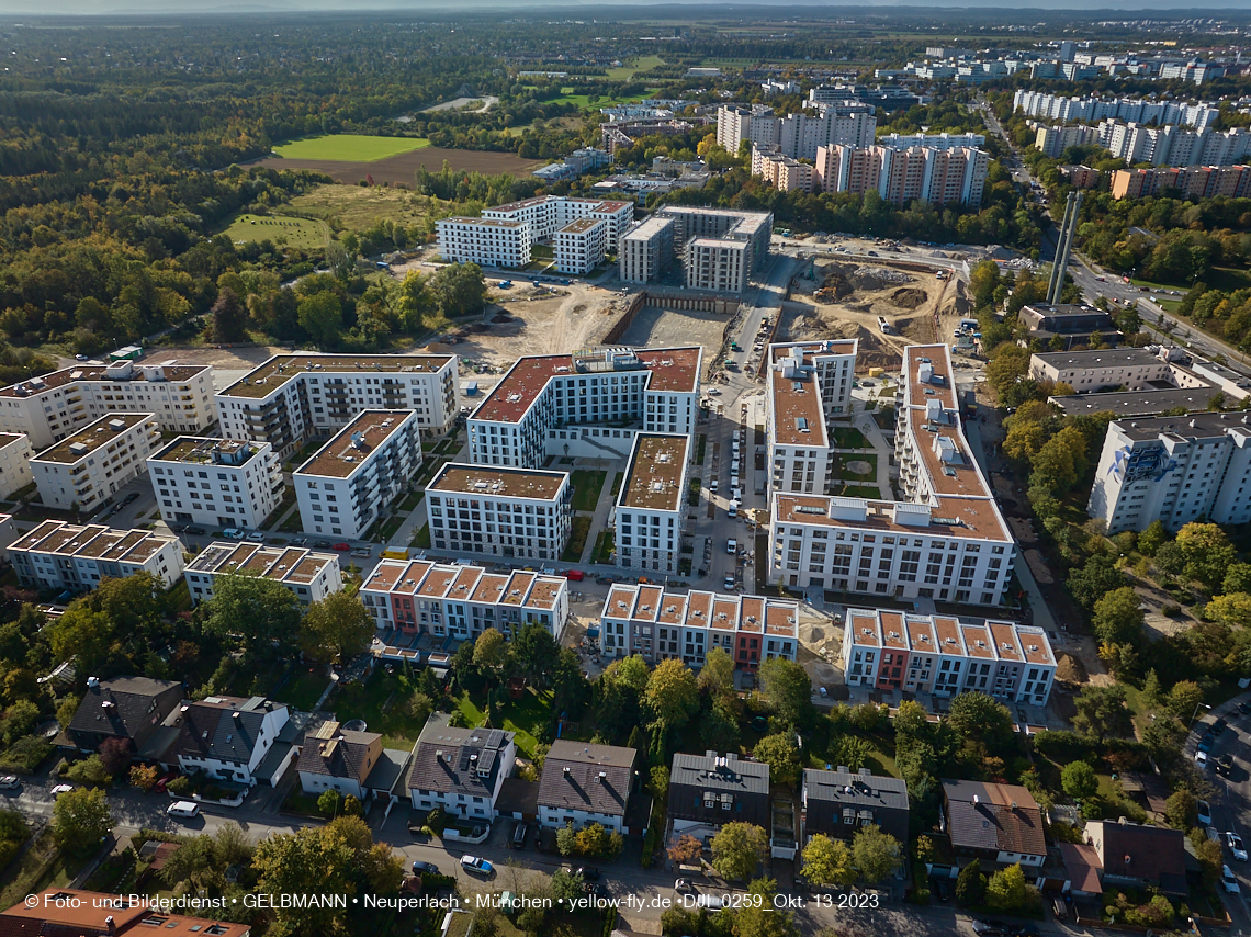 13.10.2023 - DEMOS-Baustelle und BayernHeim-Baustelle Alexisquartier udn Pandion Verde in Neuperlach 13.10.2023 - DEMOS-Baustelle und BayernHeim-Baustelle Alexisquartier udn Pandion Verde in Neuperlach