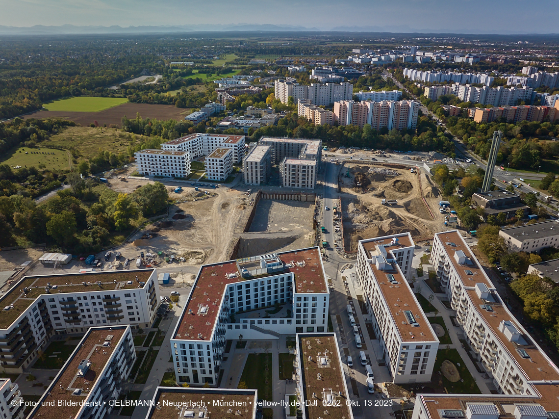 13.10.2023 - DEMOS-Baustelle und BayernHeim-Baustelle Alexisquartier udn Pandion Verde in Neuperlach 13.10.2023 - DEMOS-Baustelle und BayernHeim-Baustelle Alexisquartier udn Pandion Verde in Neuperlach