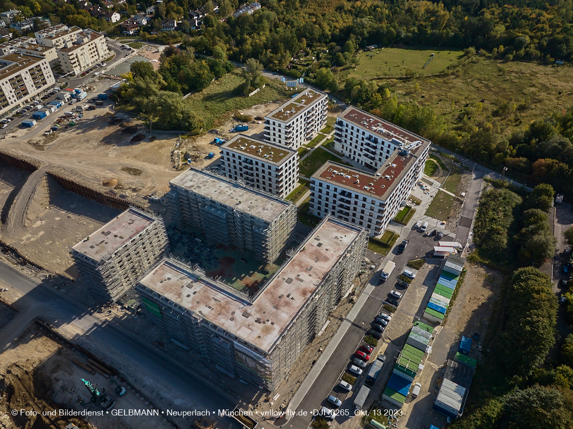 13.10.2023 - DEMOS-Baustelle und BayernHeim-Baustelle Alexisquartier udn Pandion Verde in Neuperlach 13.10.2023 - DEMOS-Baustelle und BayernHeim-Baustelle Alexisquartier udn Pandion Verde in Neuperlach