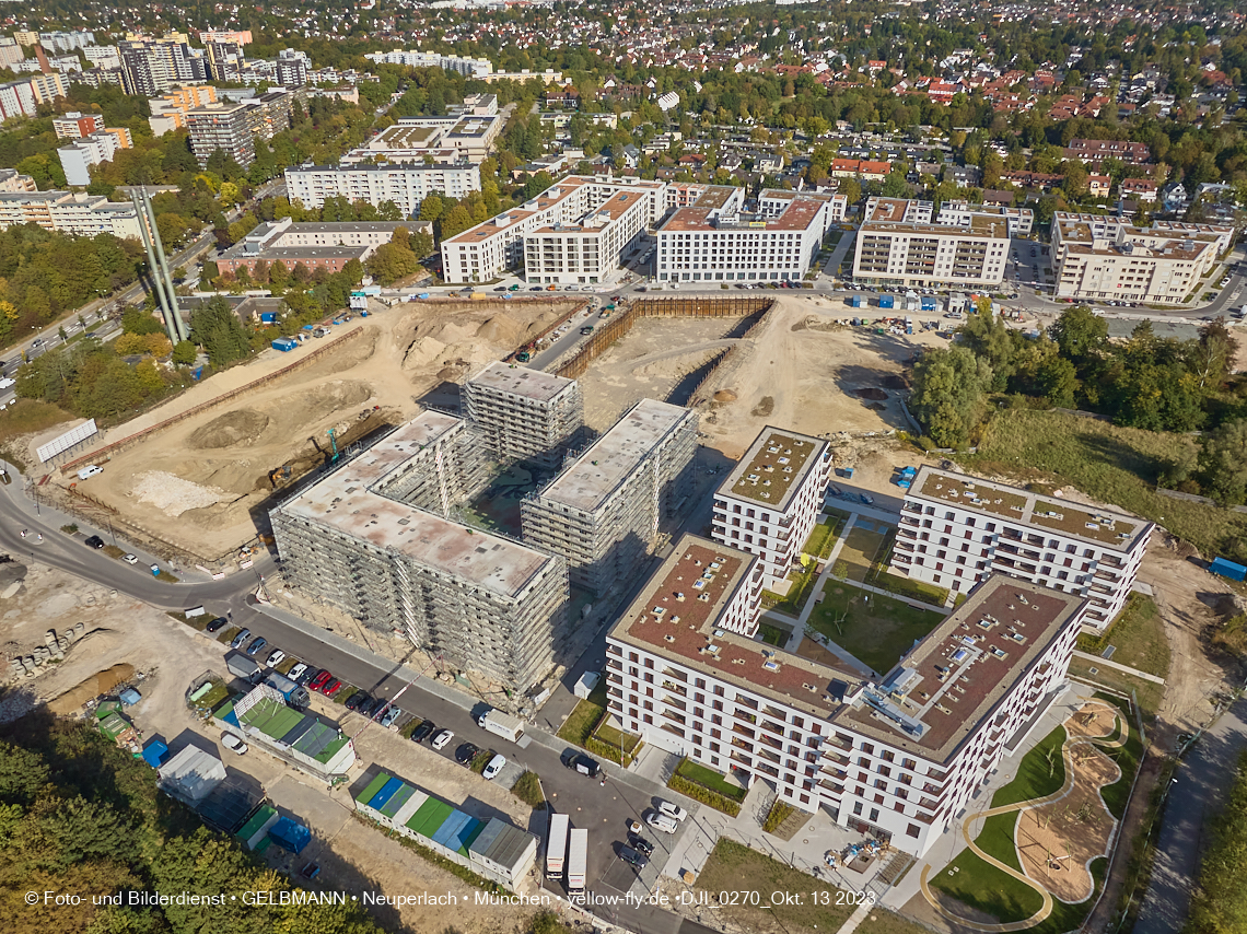 13.10.2023 - DEMOS-Baustelle und BayernHeim-Baustelle Alexisquartier udn Pandion Verde in Neuperlach 13.10.2023 - DEMOS-Baustelle und BayernHeim-Baustelle Alexisquartier udn Pandion Verde in Neuperlach