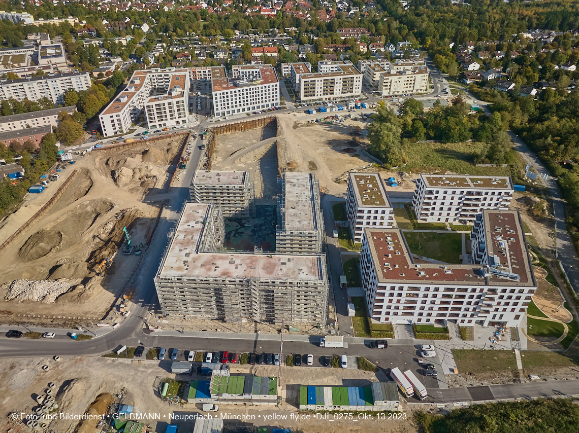 13.10.2023 - DEMOS-Baustelle und BayernHeim-Baustelle Alexisquartier udn Pandion Verde in Neuperlach 13.10.2023 - DEMOS-Baustelle und BayernHeim-Baustelle Alexisquartier udn Pandion Verde in Neuperlach