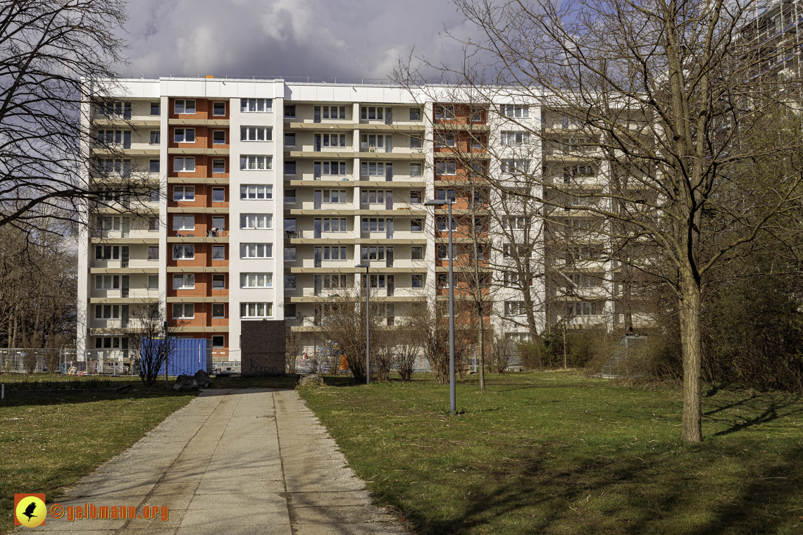 15.03.2024 - Gerüstabbau am Karl-Marx-Ring 11-21