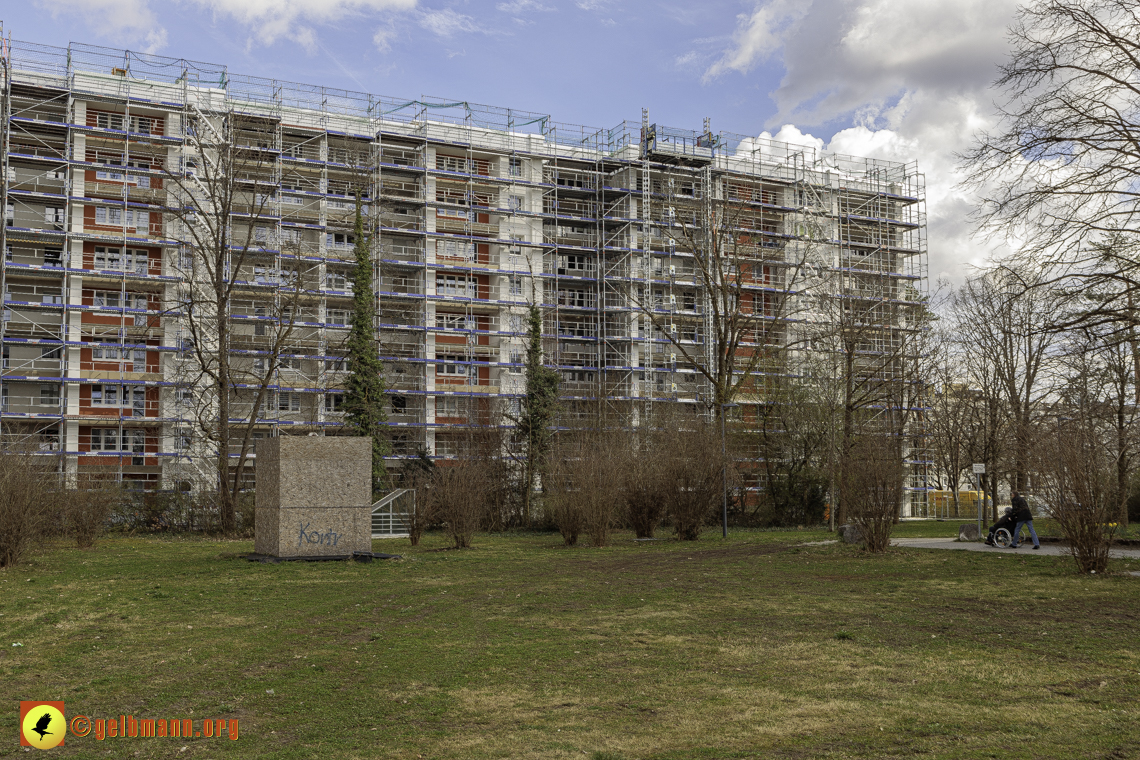 15.03.2024 - Gerüstabbau am Karl-Marx-Ring 11-21
