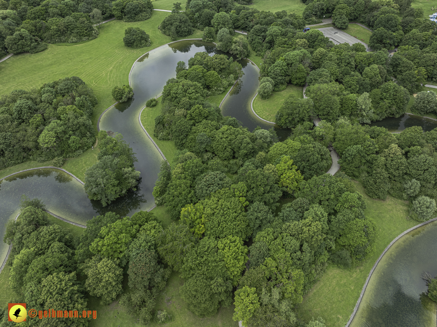 25.05.2024 - Ostpark mit Biergarten und See in Berg am Laim