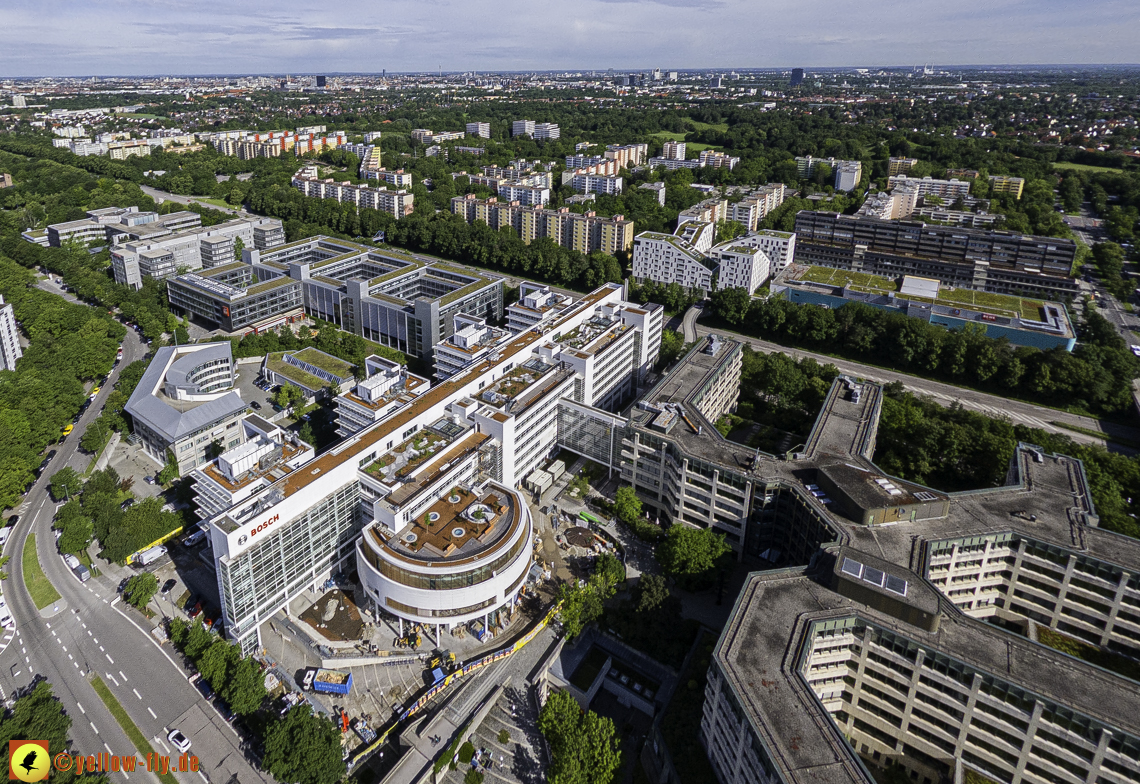 30.05.2024 - das ehemalige Allianzbürohaus ist jetzt BOSCH in Neuperlach und Umgebung